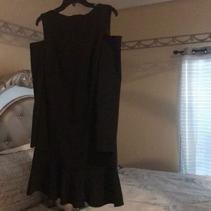 Black dress size 8 (new)